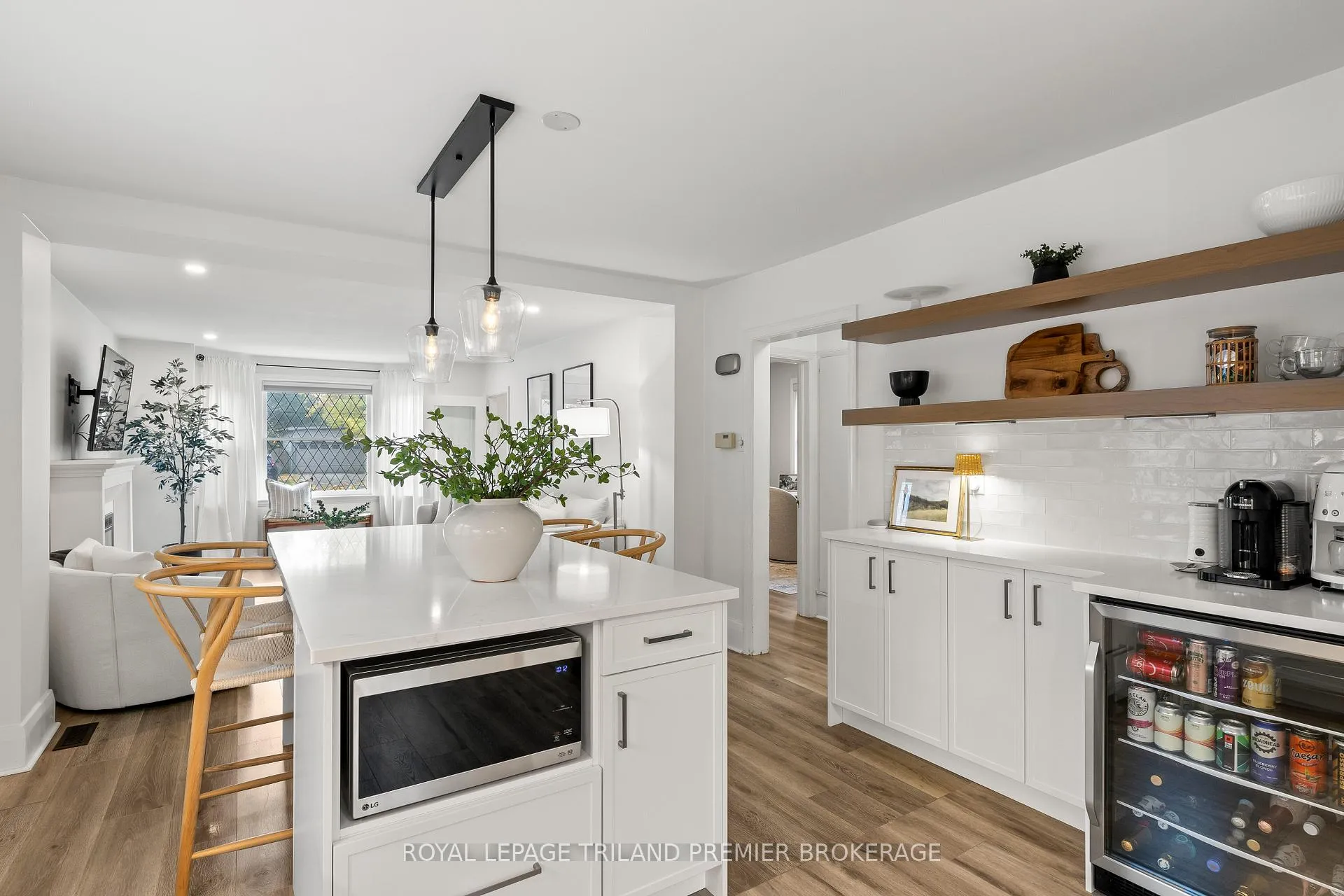 Photo 12 of 22 Briscoe Street E, London, South F — HOMEH
