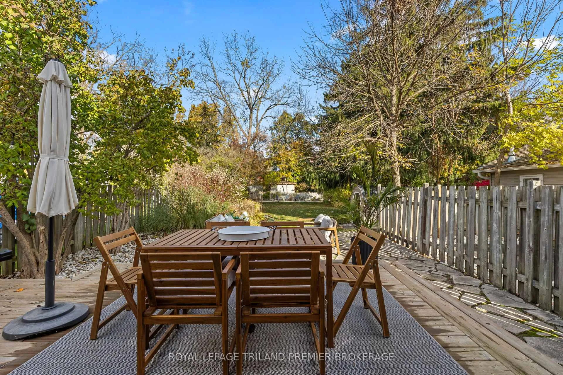 Photo 38 of 22 Briscoe Street E, London, South F — HOMEH