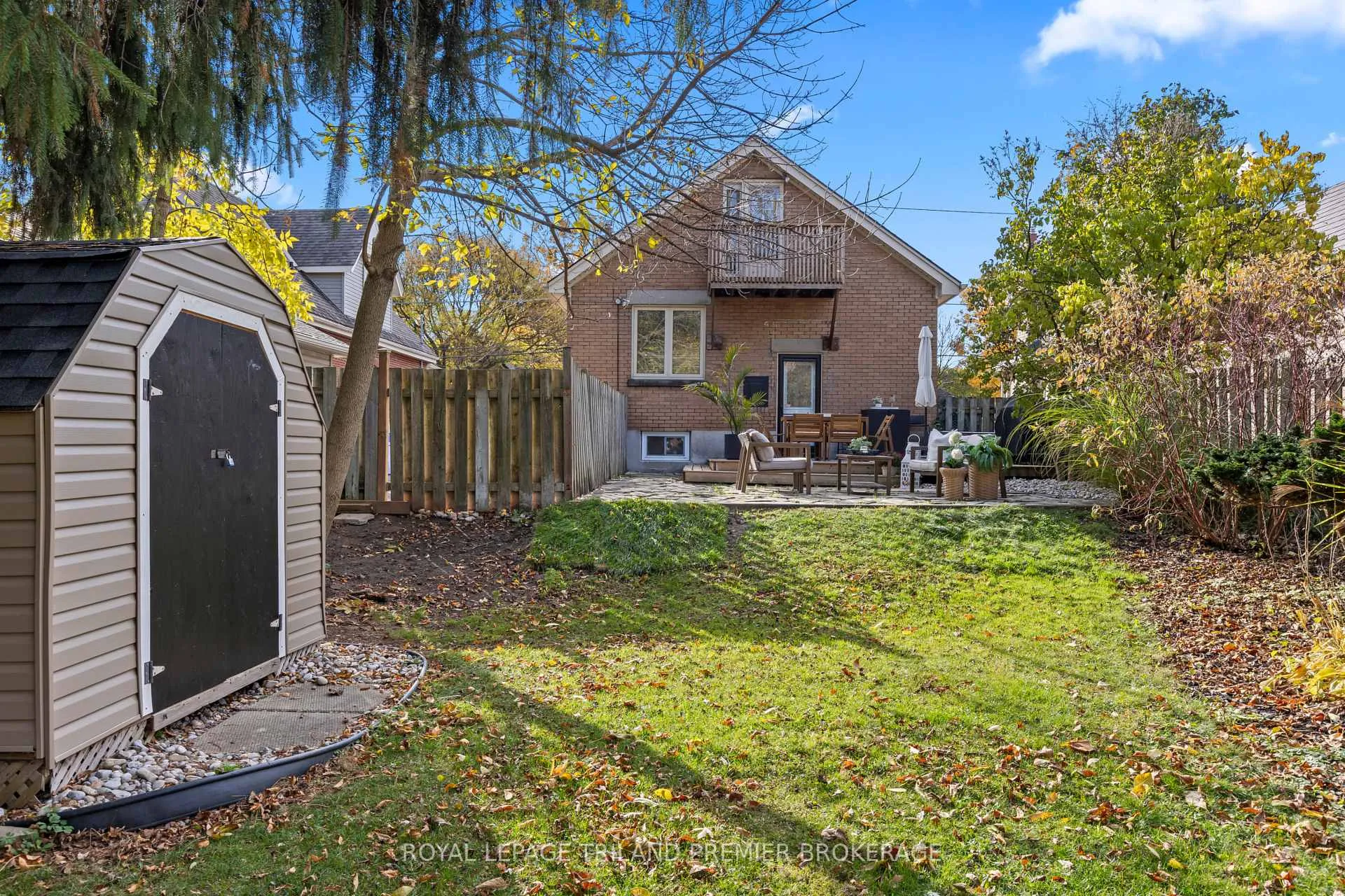 Photo 41 of 22 Briscoe Street E, London, South F — HOMEH