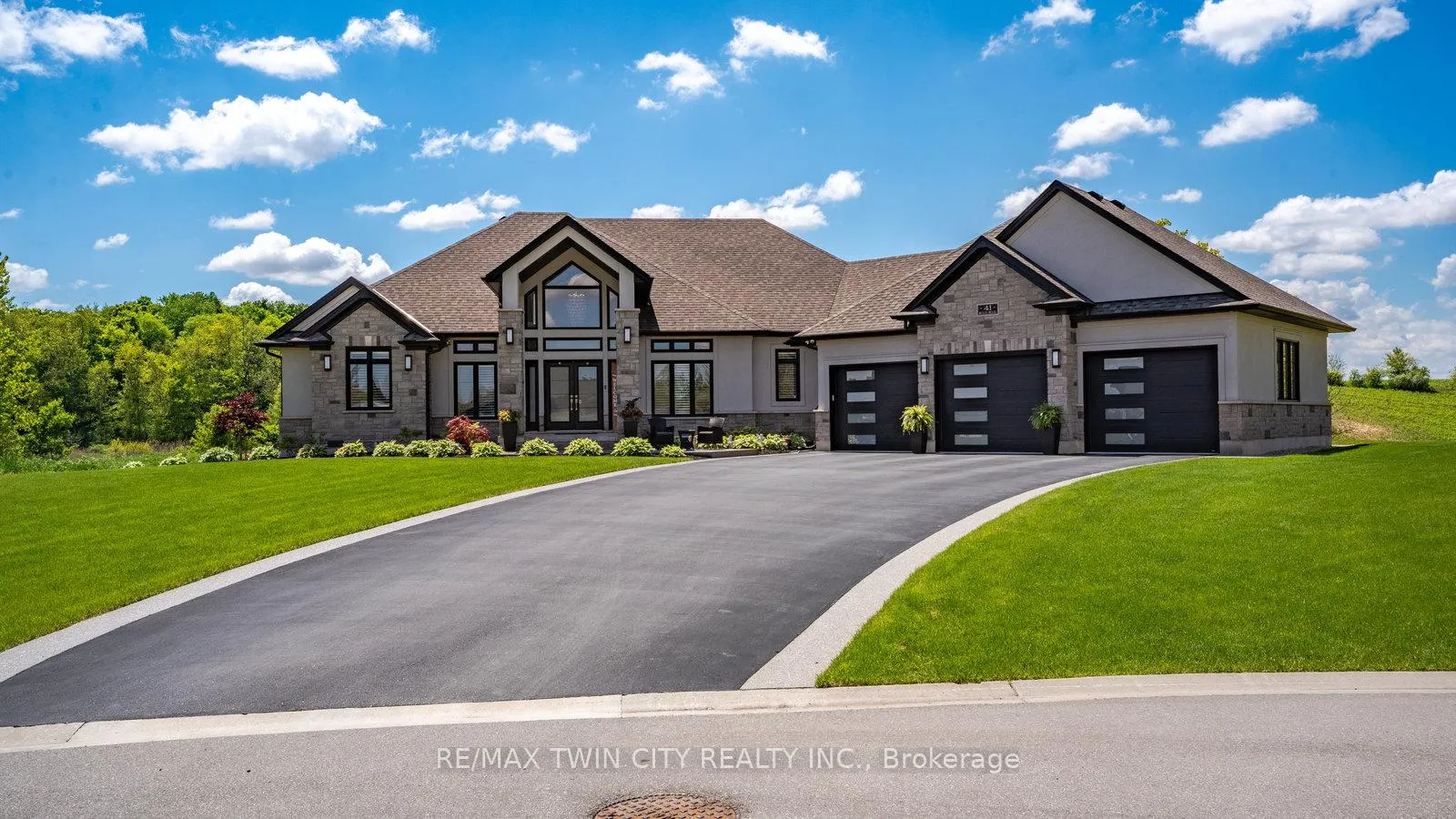 Photo 1 of 41 Ruijs Boulevard, Brantford, Empire South — HOMEH