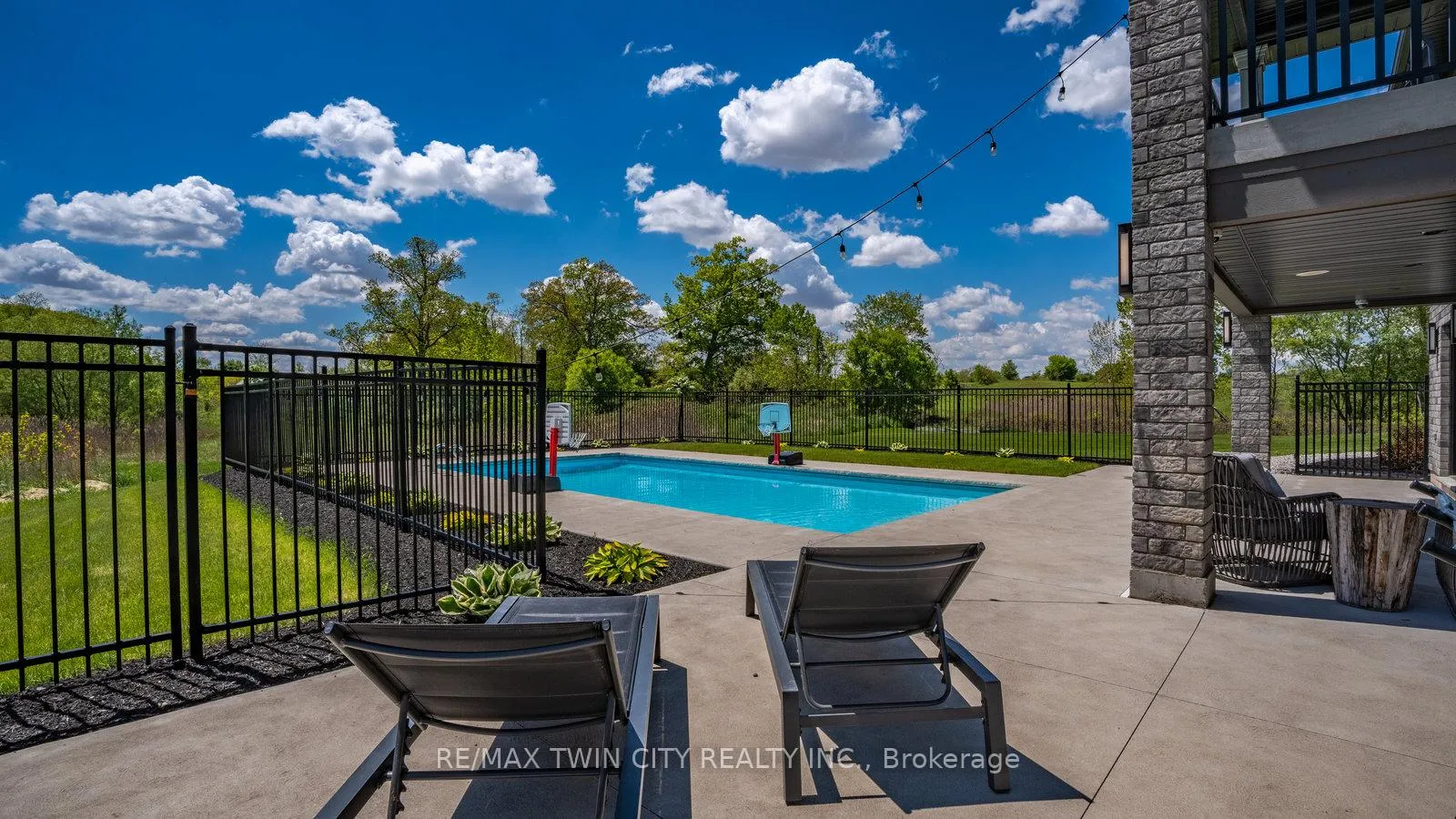 Photo 44 of 41 Ruijs Boulevard, Brantford, Empire South — HOMEH
