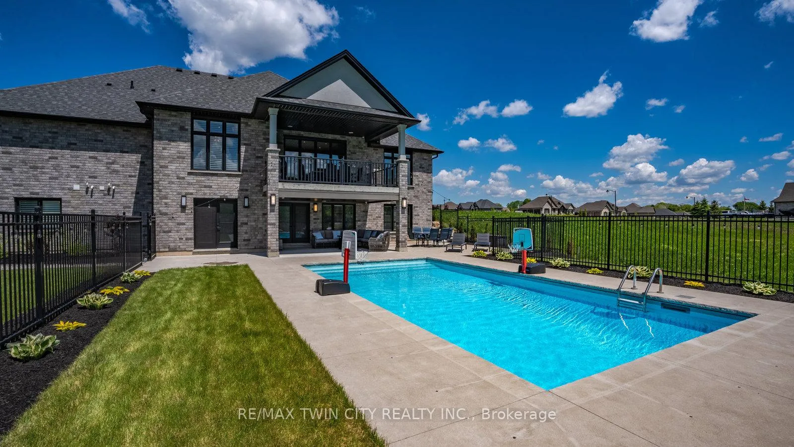 Photo 46 of 41 Ruijs Boulevard, Brantford, Empire South — HOMEH