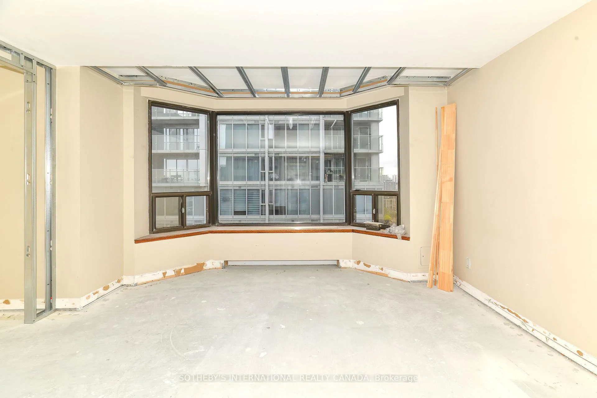 Photo 13 of Unit 2202, 175 Cumberland Street, Toronto, The Annex — HOMEH