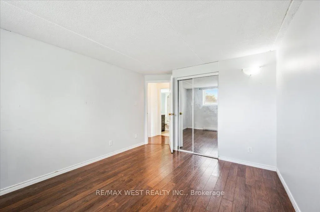 Photo 15 of Unit 1, 333 Northlake Drive, Waterloo — HOMEH