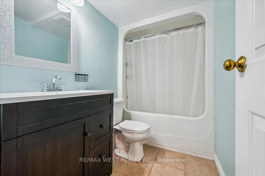 Photo 16 of Unit 1, 333 Northlake Drive, Waterloo — HOMEH