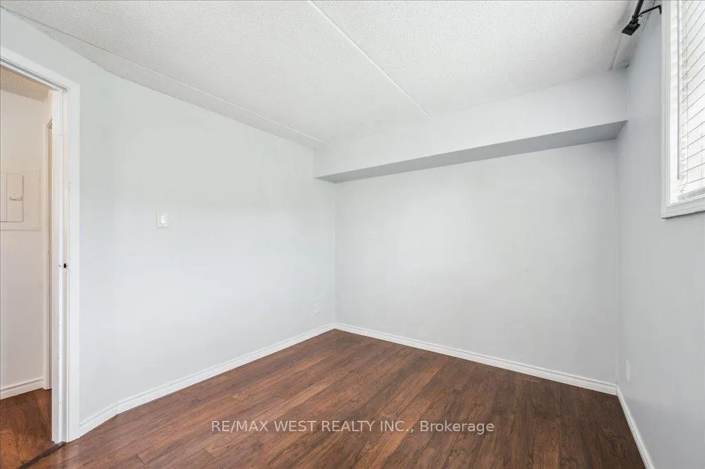 Photo 19 of Unit 1, 333 Northlake Drive, Waterloo — HOMEH