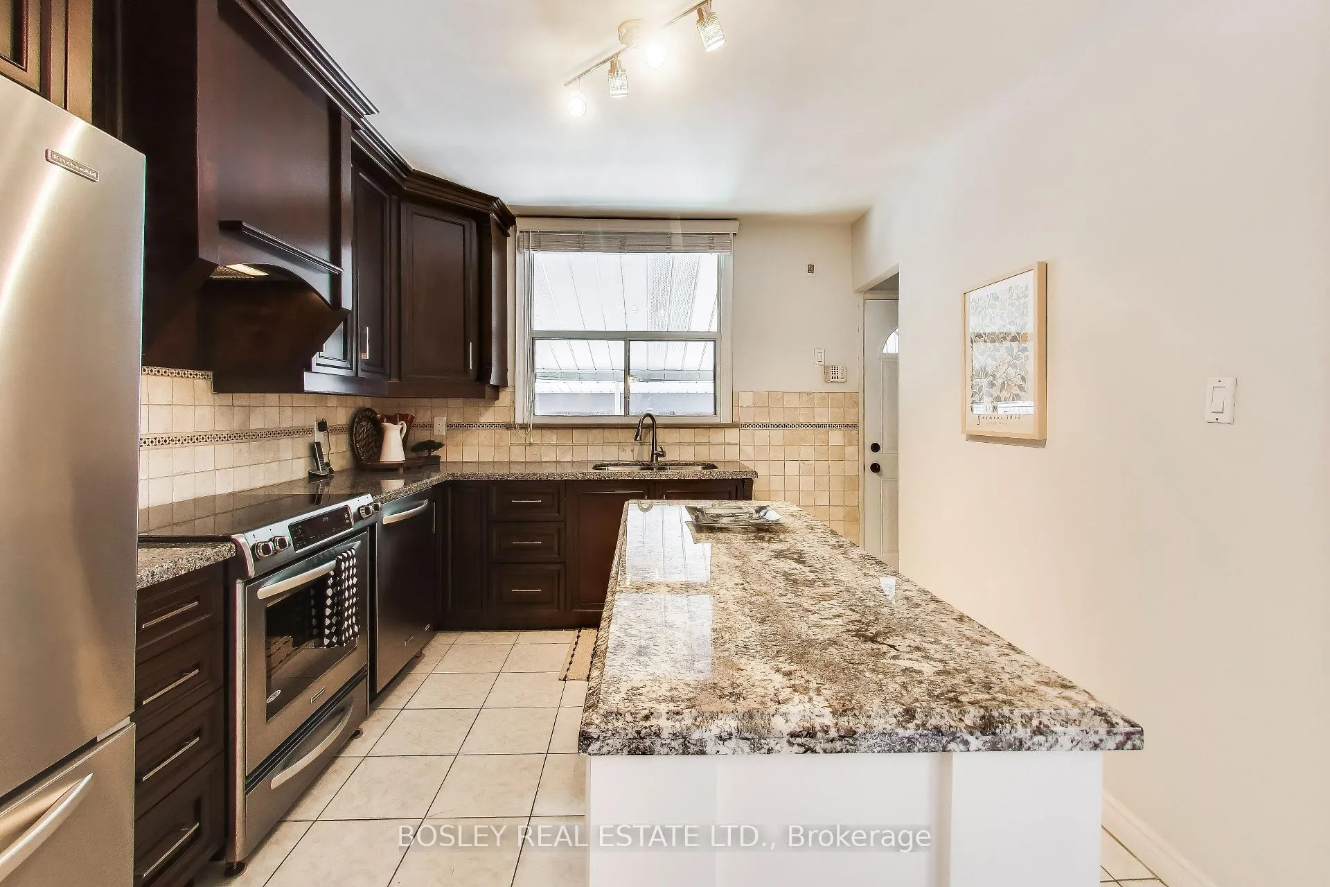 Photo 8 of 159 Ascot Avenue, Toronto, Corso Italia-Davenport — HOMEH