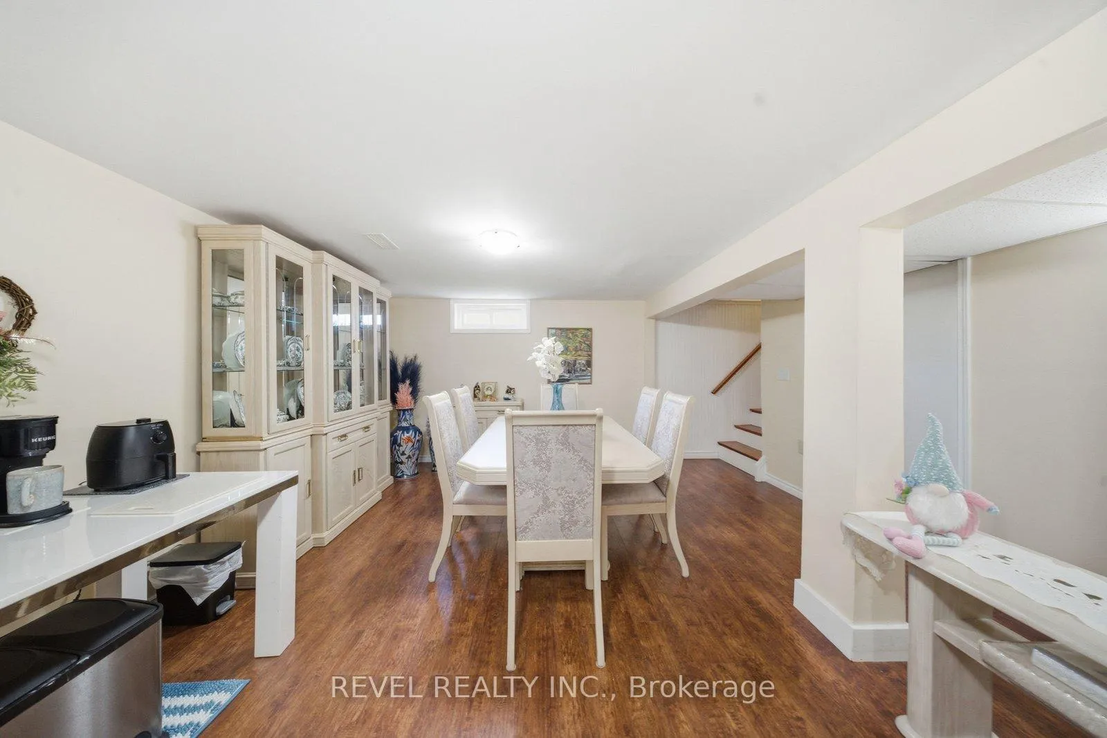 Photo 20 of 36 Hamilton Avenue, Brantford — HOMEH