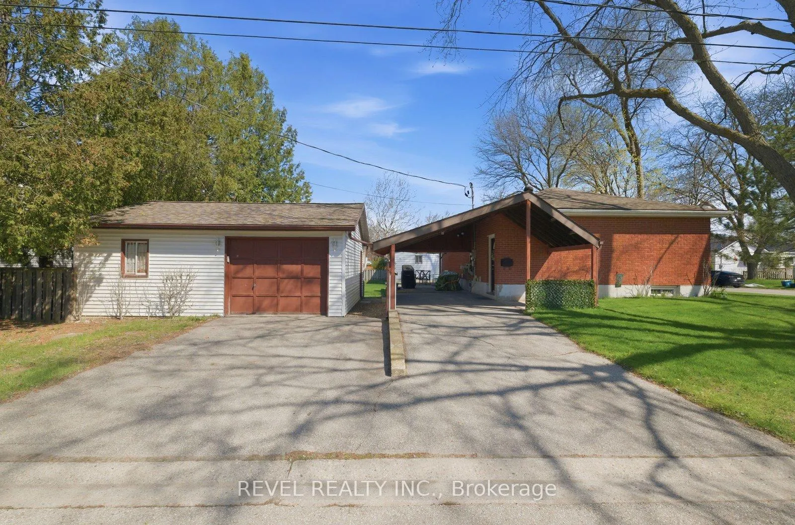 Photo 28 of 36 Hamilton Avenue, Brantford — HOMEH
