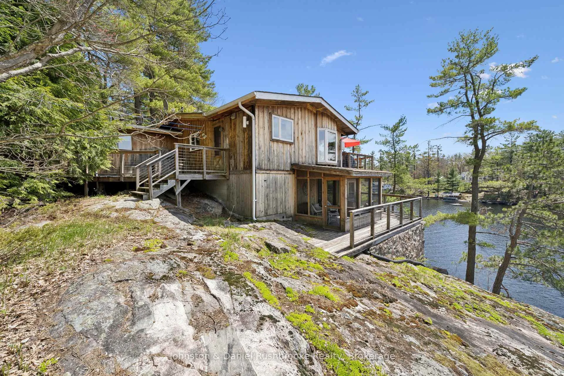 Photo 32 of 1052 North Sunset Bay Road, Gravenhurst, Muskoka (S) — HOMEH