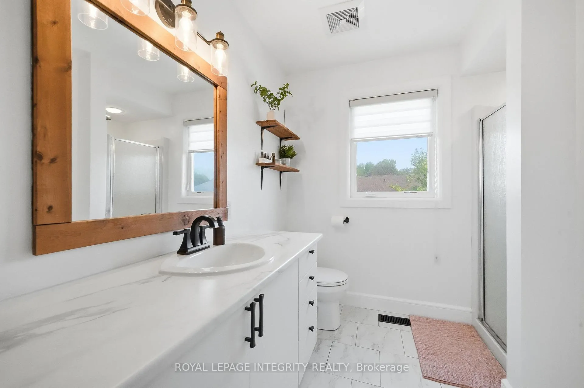 Photo 22 of 233 Greenridge Street, Ottawa, Chapel Hill — HOMEH