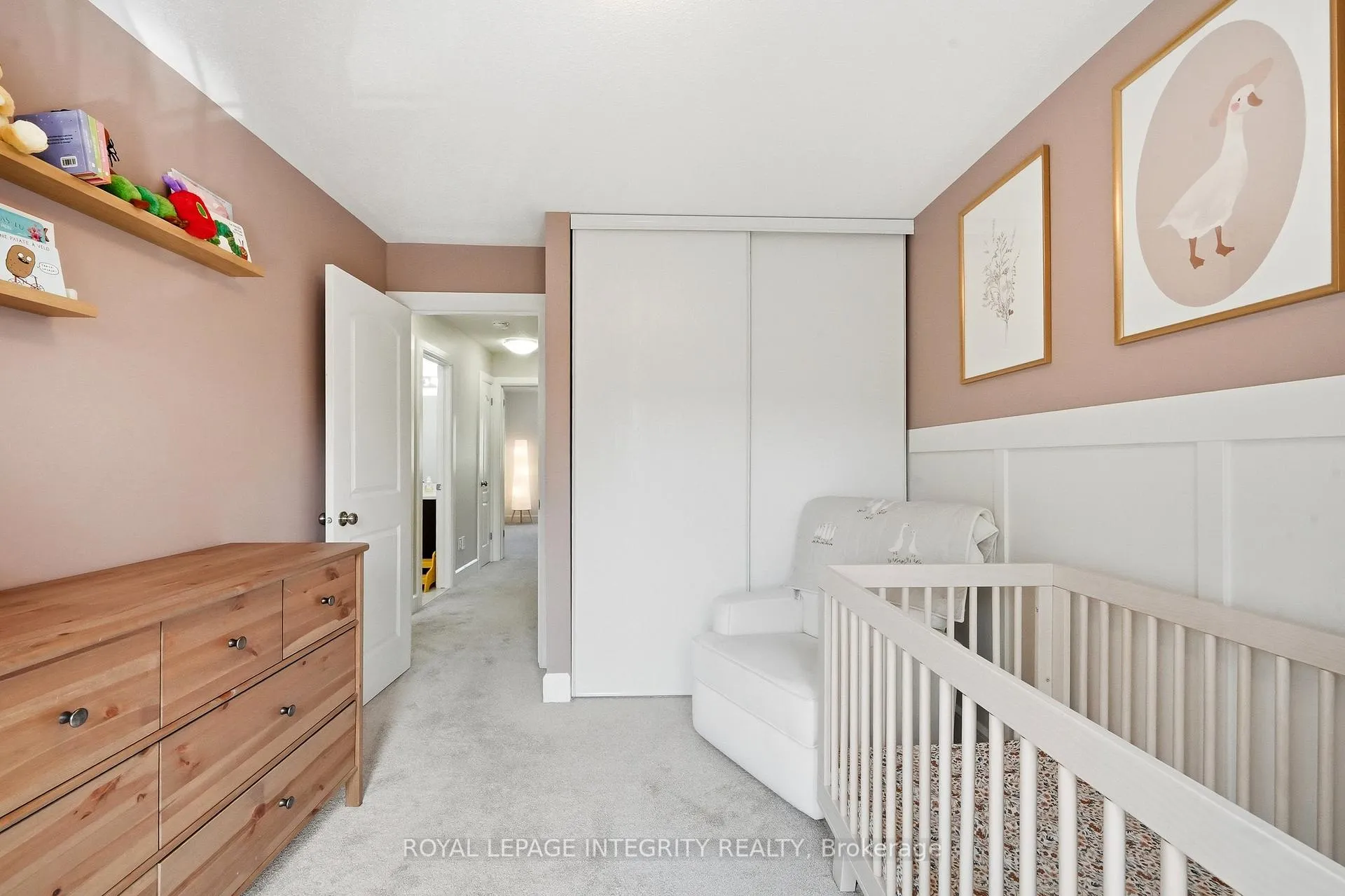 Photo 28 of 233 Greenridge Street, Ottawa, Chapel Hill — HOMEH