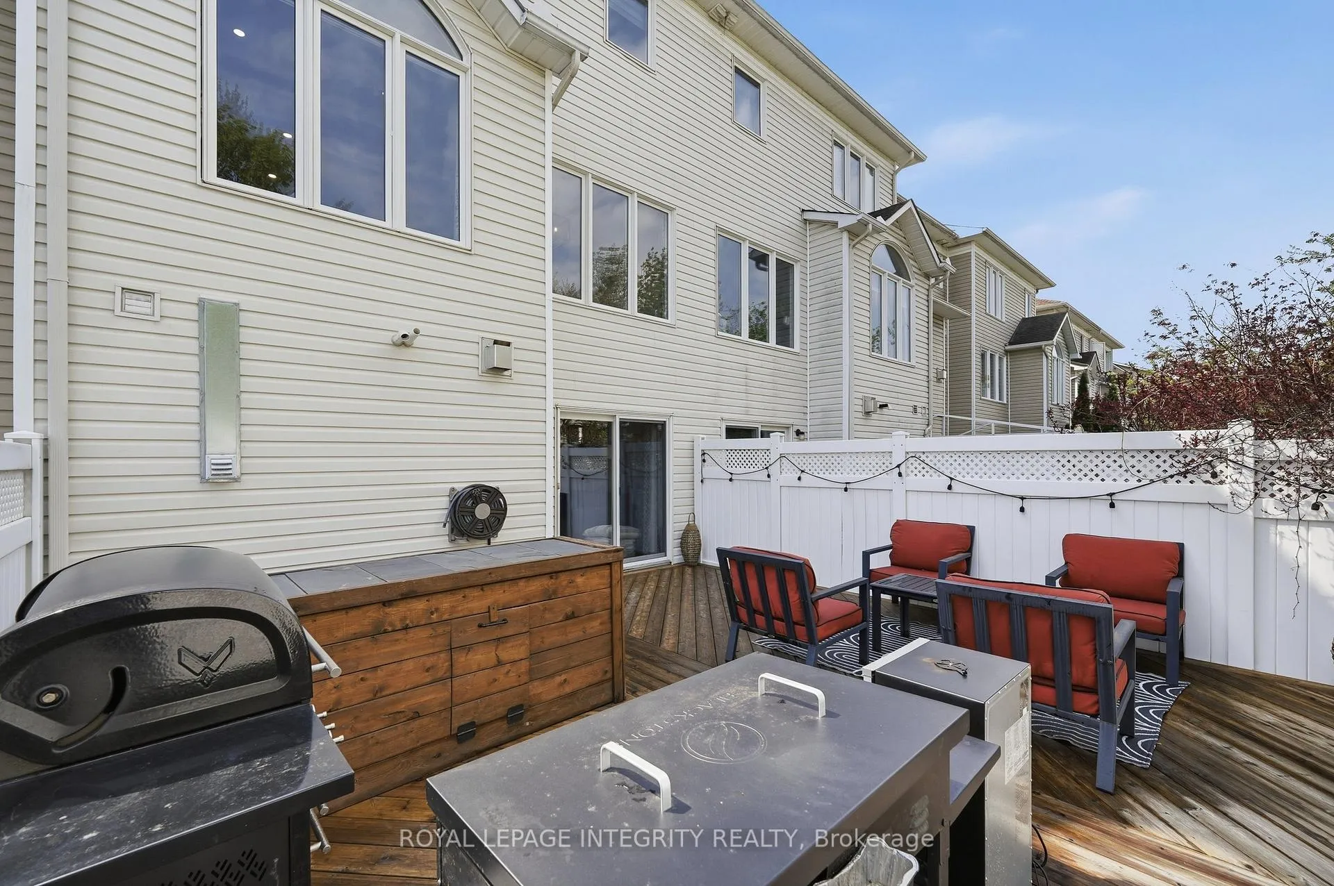 Photo 36 of 233 Greenridge Street, Ottawa, Chapel Hill — HOMEH