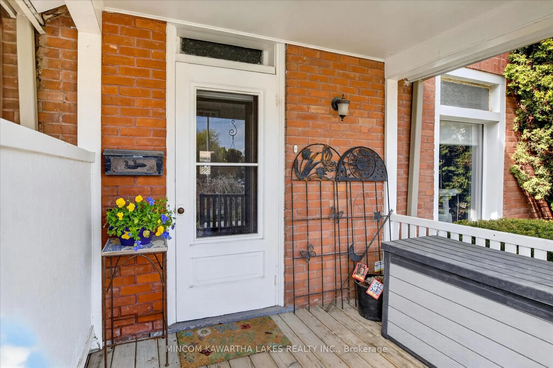 Photo 6 of 494 Charlotte Street, Peterborough, Town Ward 3 — HOMEH