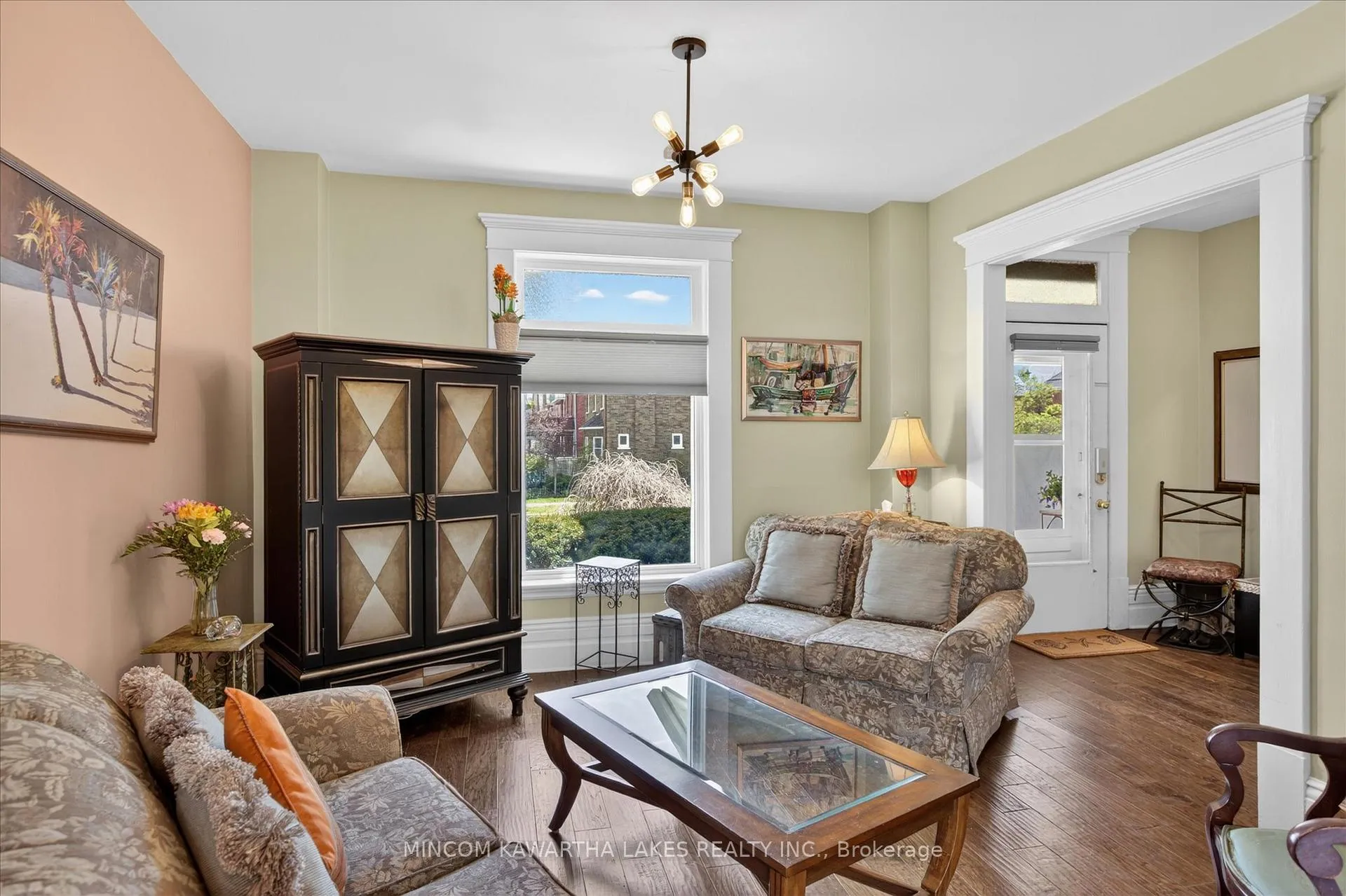 Photo 9 of 494 Charlotte Street, Peterborough, Town Ward 3 — HOMEH