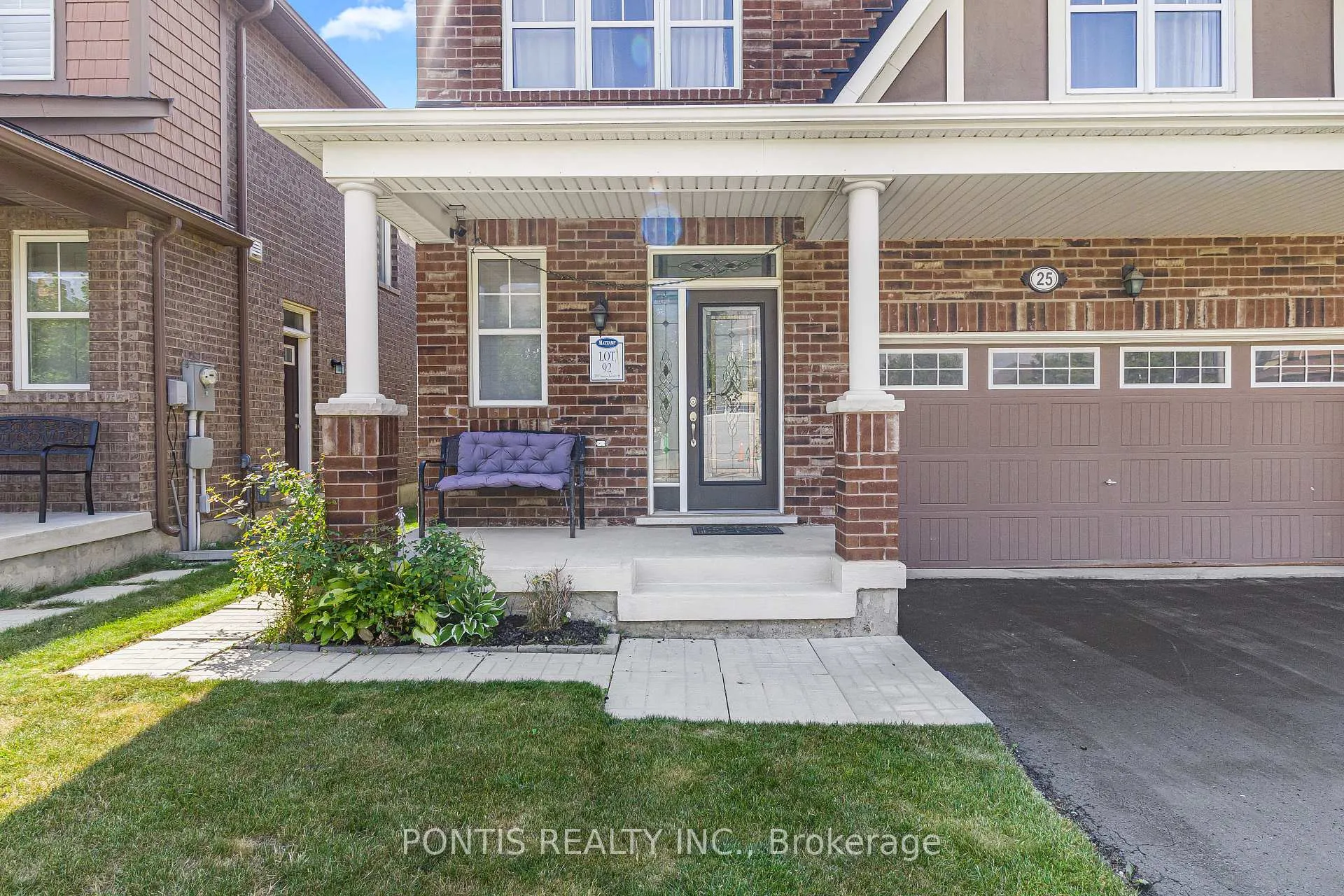 Photo 4 of 25 Francis Lundy Street, Brampton, Fletcher's West — HOMEH