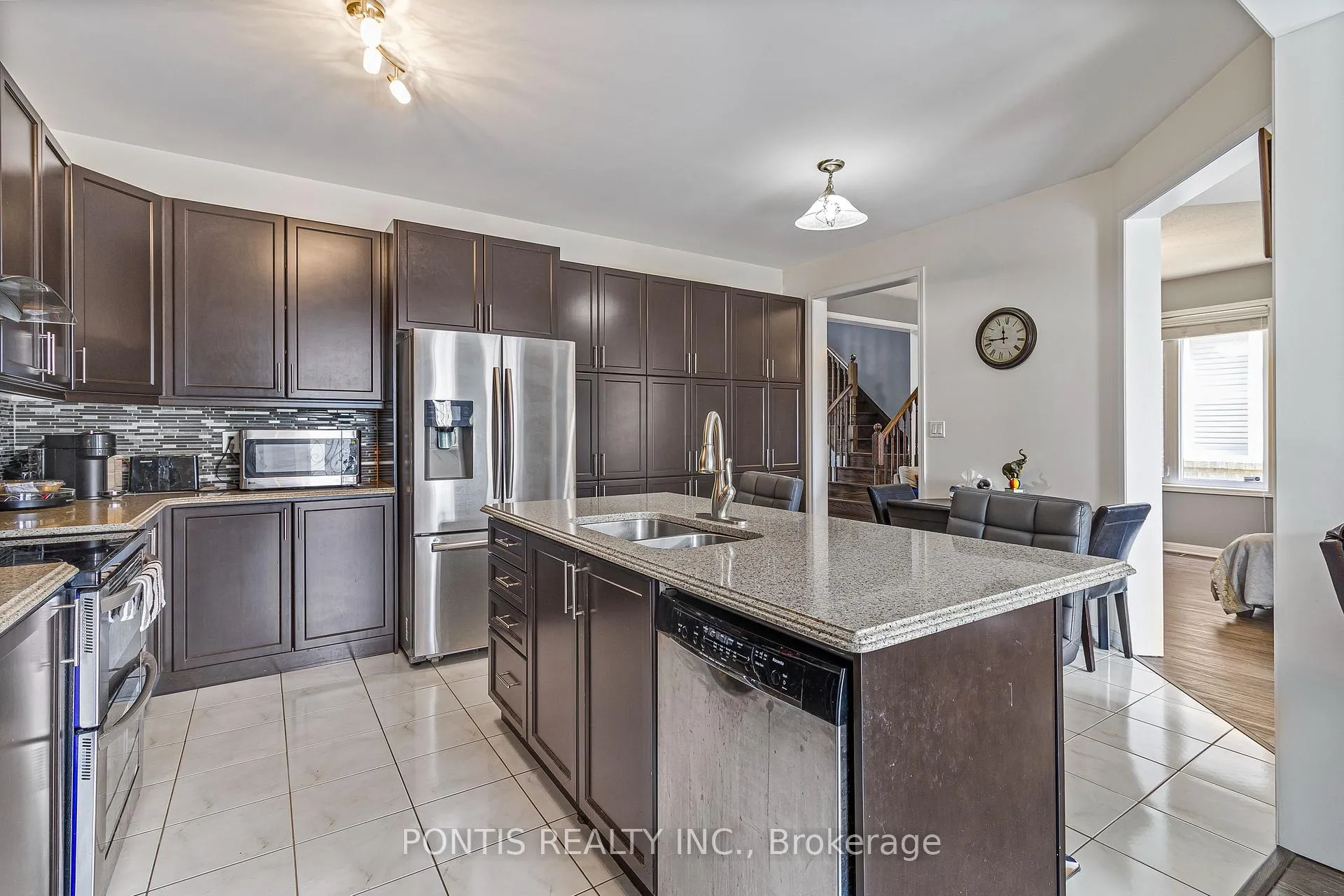Photo 12 of 25 Francis Lundy Street, Brampton, Fletcher's West — HOMEH