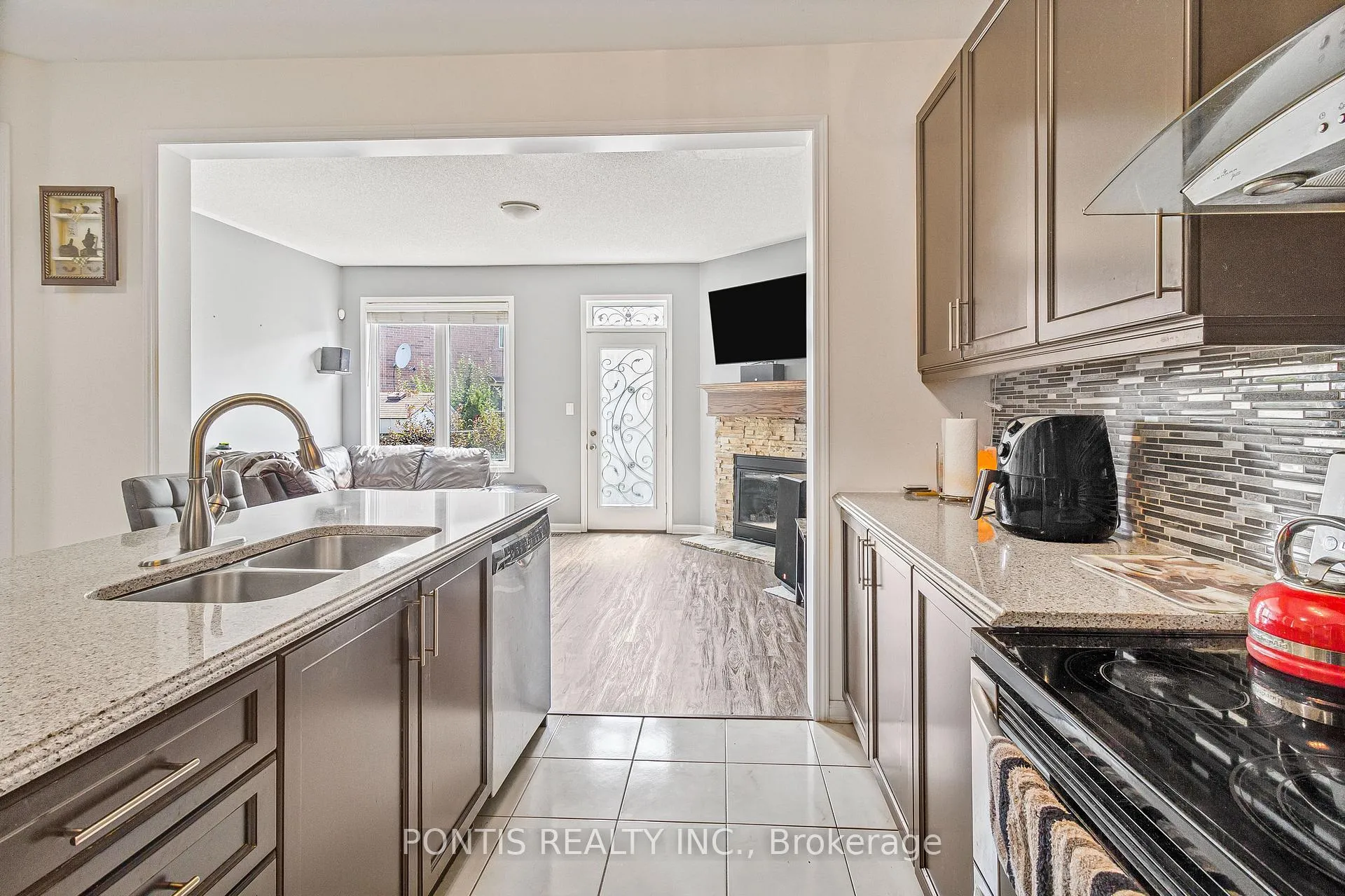 Photo 28 of 25 Francis Lundy Street, Brampton, Fletcher's West — HOMEH