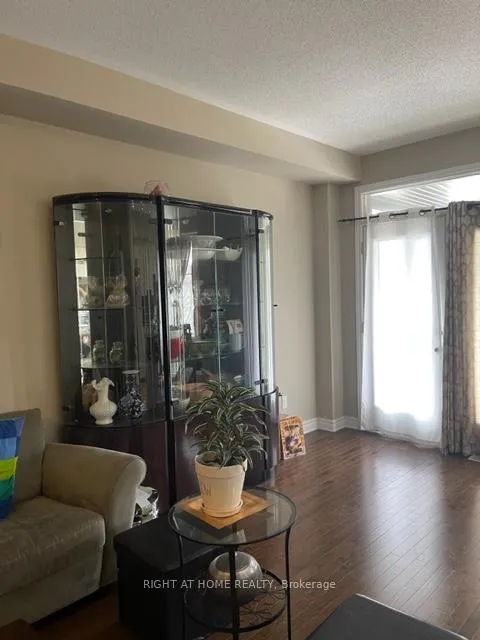 Photo 9 of 258 Leather Leaf Terrace, Ottawa, Barrhaven - Longfields — HOMEH