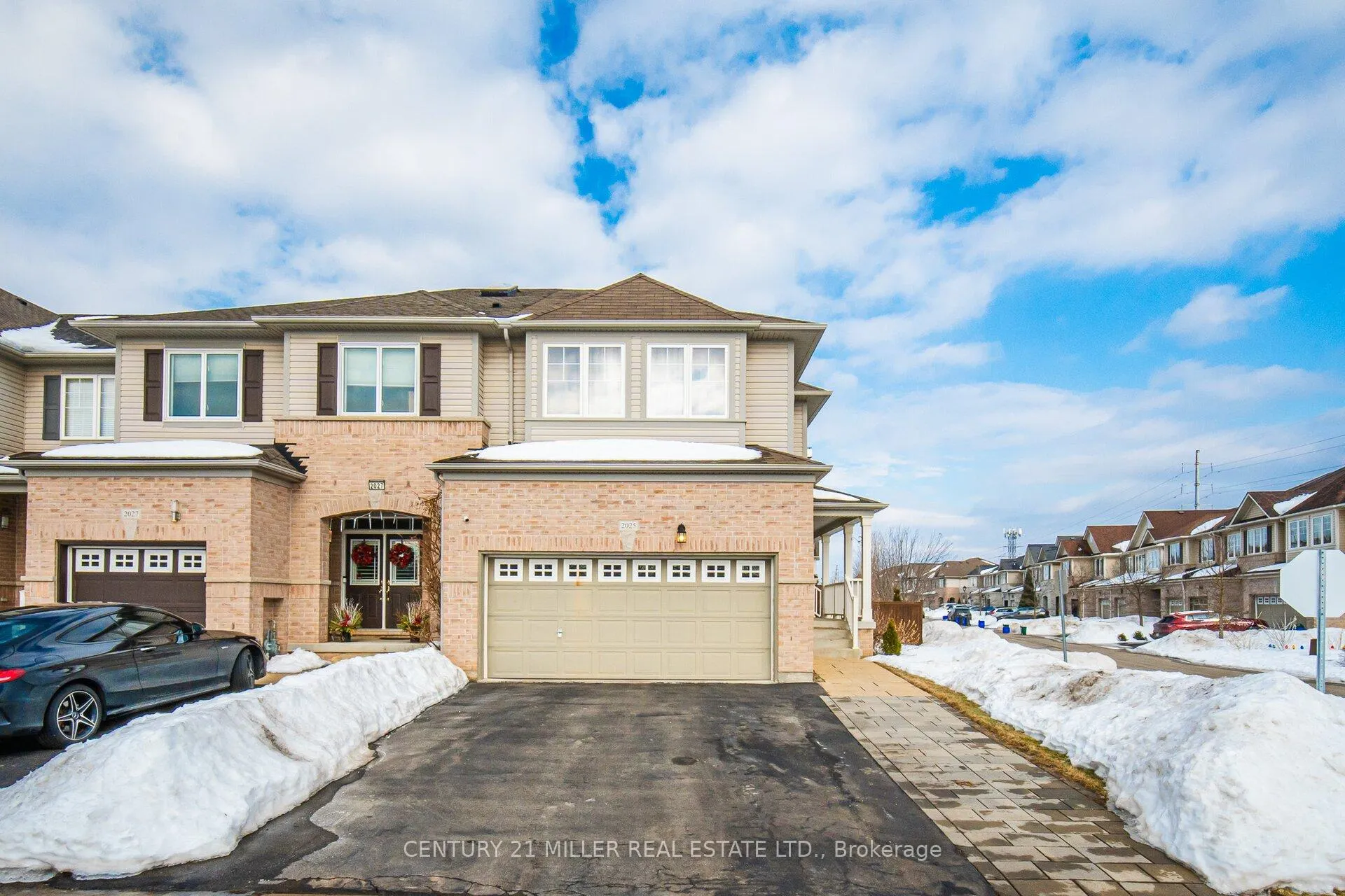 Photo 1 of 2025 Trawden Way, Oakville, Bronte Creek — HOMEH