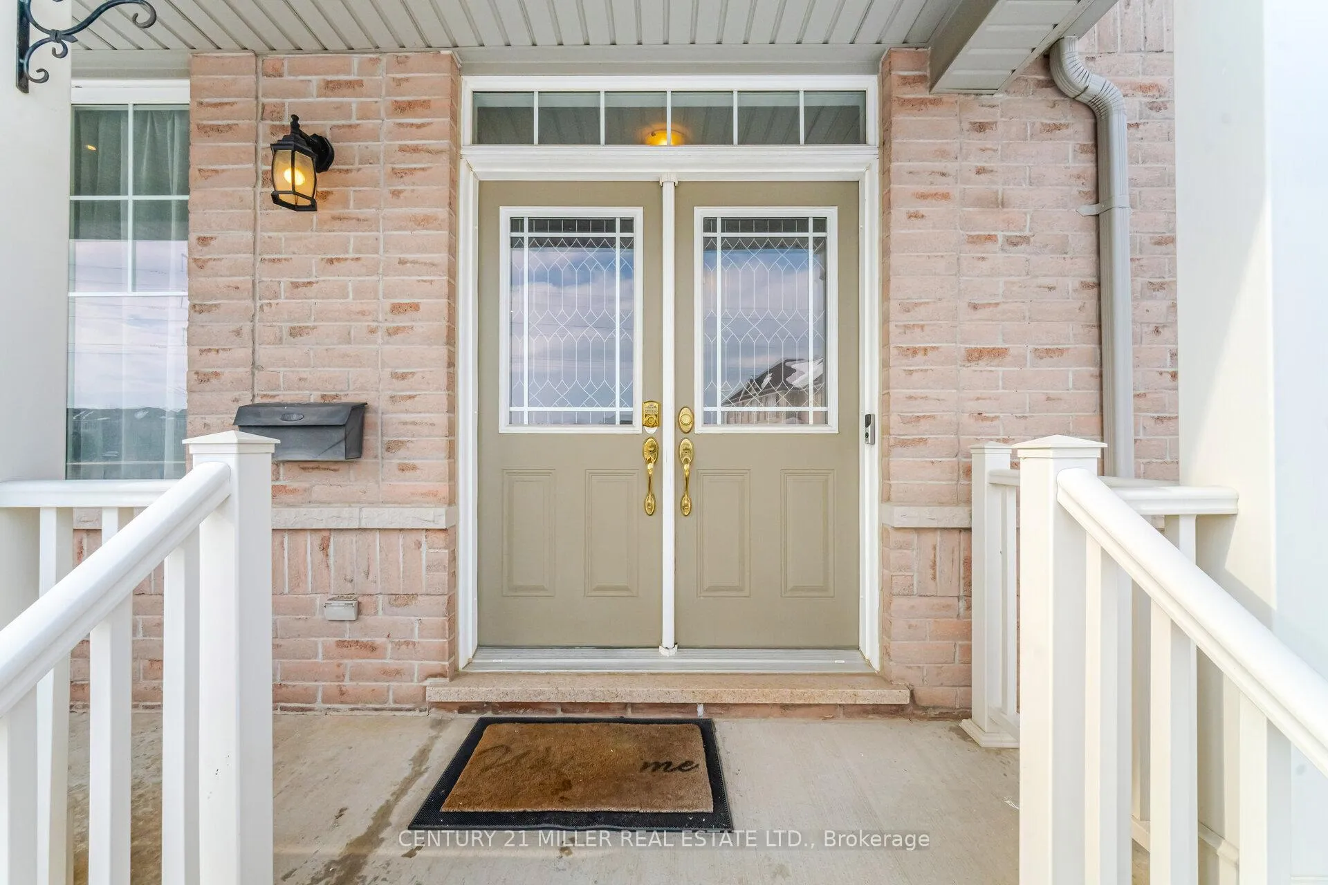 Photo 2 of 2025 Trawden Way, Oakville, Bronte Creek — HOMEH