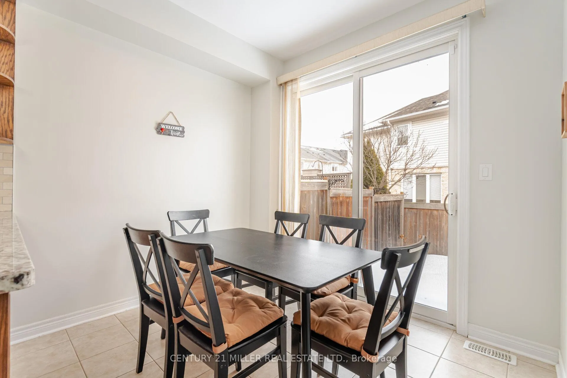 Photo 9 of 2025 Trawden Way, Oakville, Bronte Creek — HOMEH