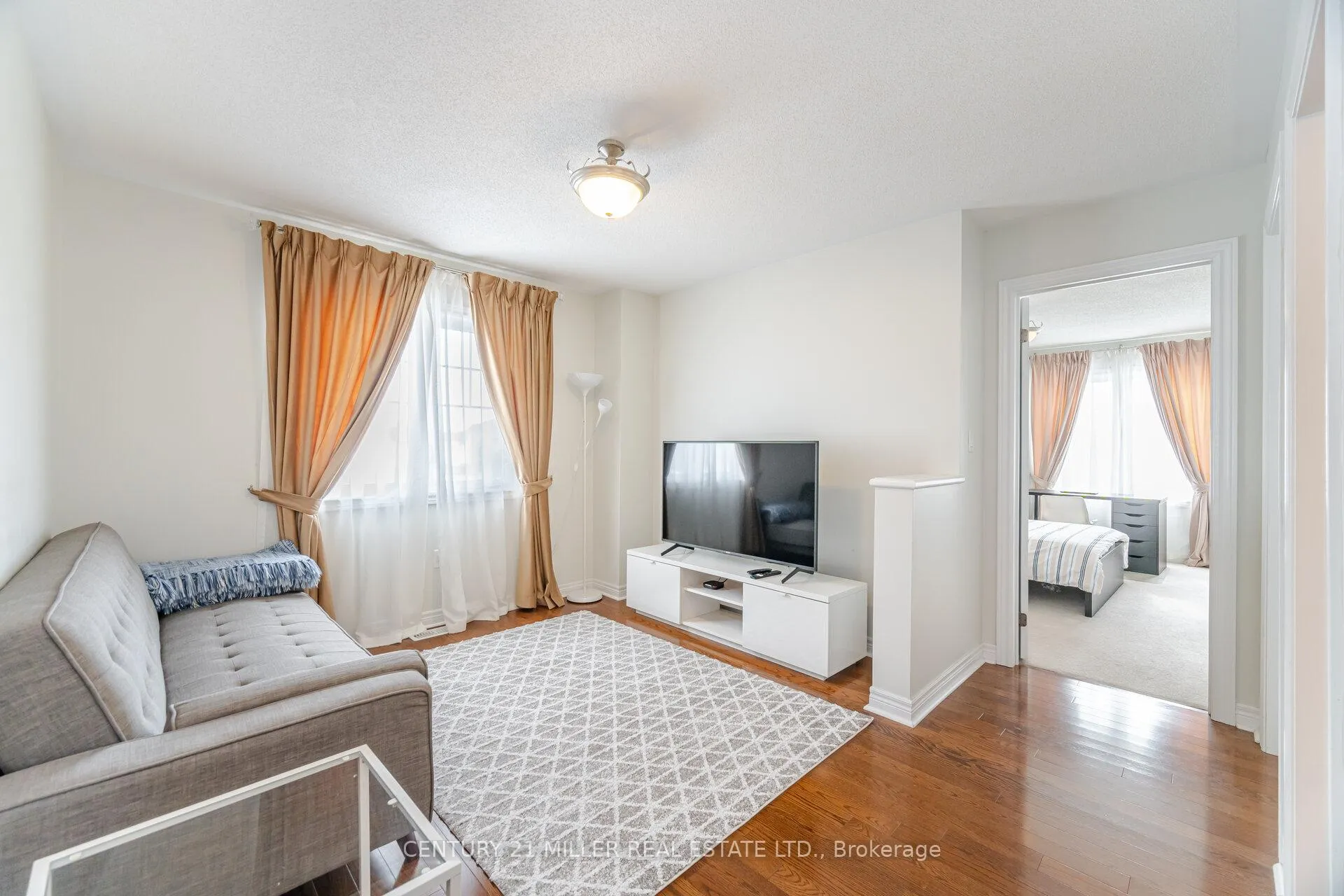 Photo 20 of 2025 Trawden Way, Oakville, Bronte Creek — HOMEH