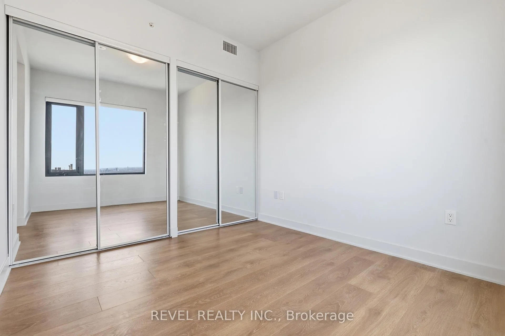 Photo 20 of Unit 3901, 2920 Highway 7, Vaughan, Vaughan Corporate Centre — HOMEH