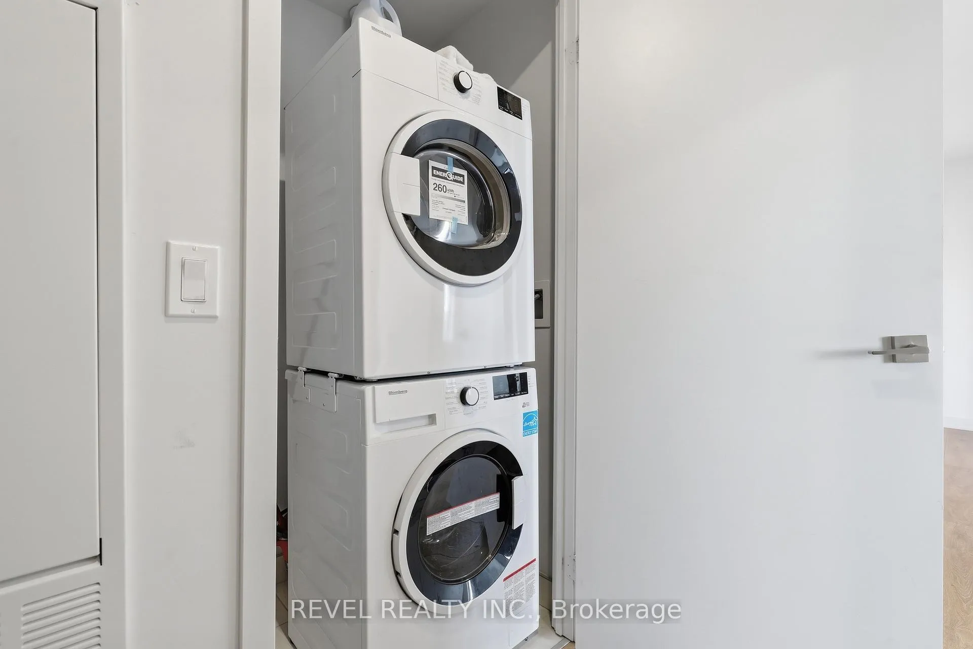 Photo 22 of Unit 3901, 2920 Highway 7, Vaughan, Vaughan Corporate Centre — HOMEH