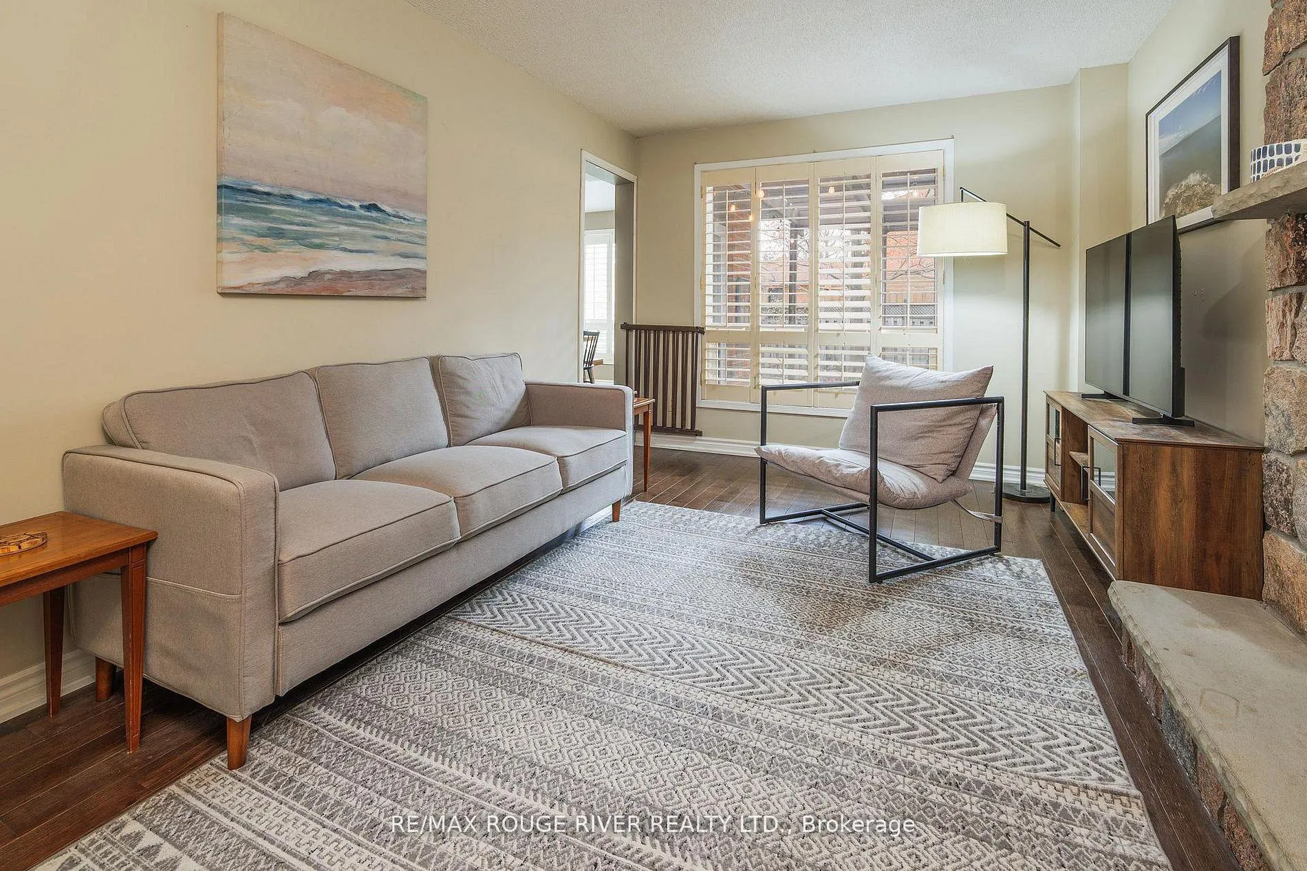 Photo 7 of 2052 Lynn Heights Drive, Pickering, Liverpool — HOMEH