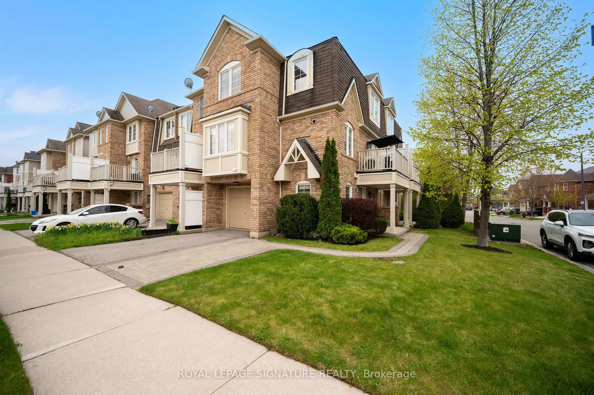 Photo 1 of 910 Deverell Place, Milton, Coates — HOMEH