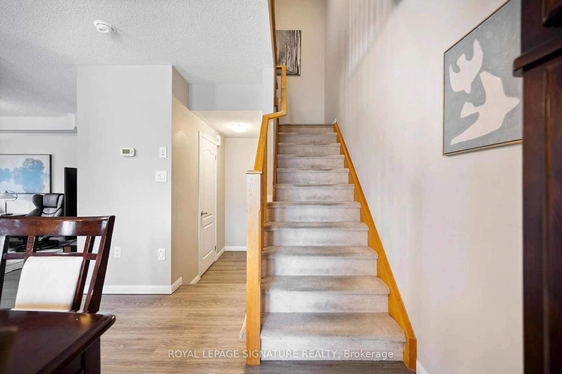 Photo 21 of 910 Deverell Place, Milton, Coates — HOMEH