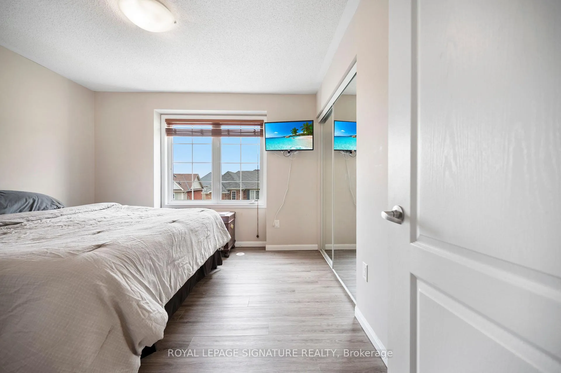 Photo 24 of 910 Deverell Place, Milton, Coates — HOMEH