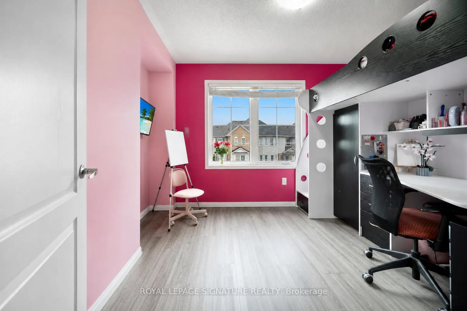 Photo 25 of 910 Deverell Place, Milton, Coates — HOMEH