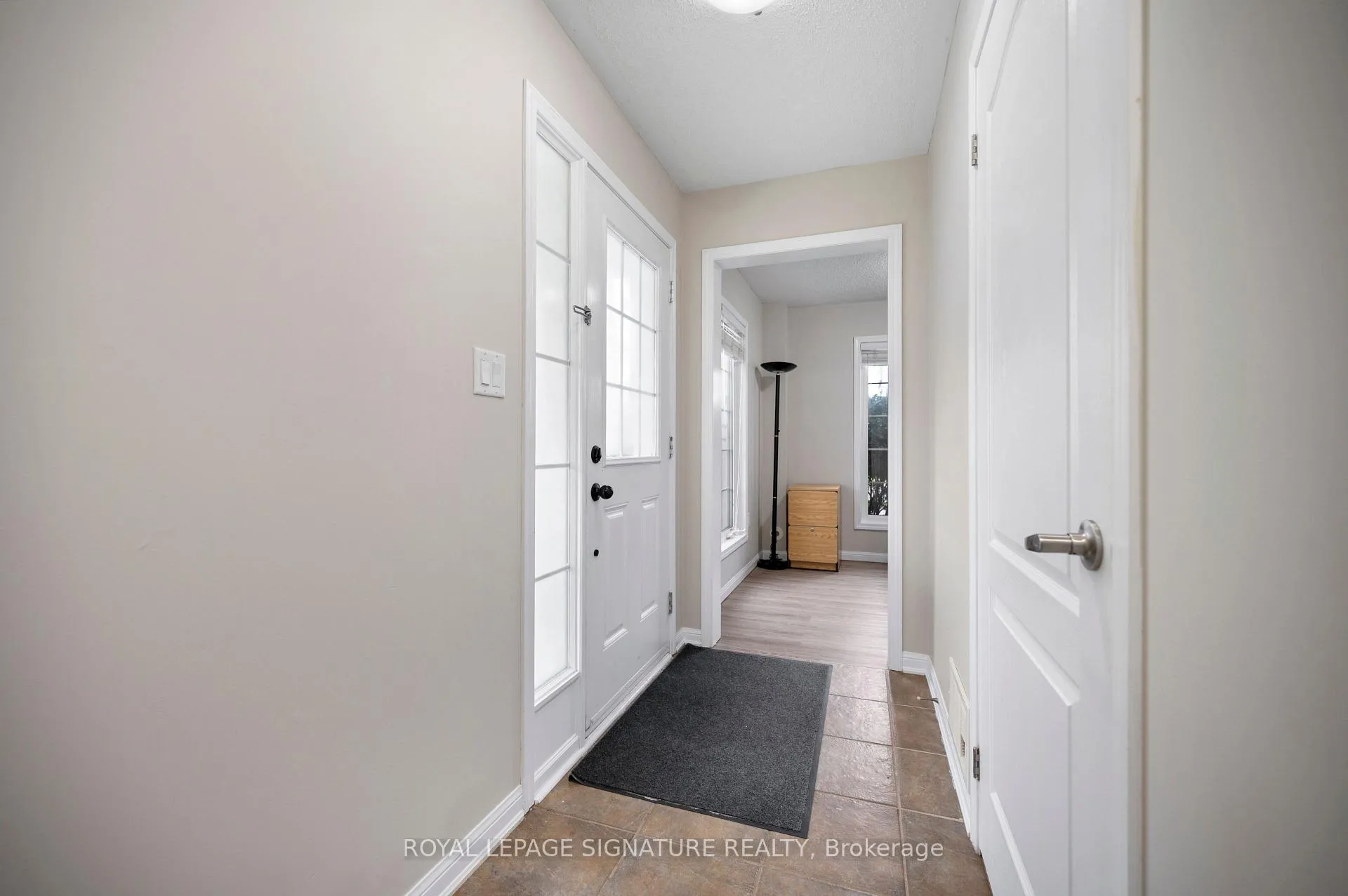 Photo 29 of 910 Deverell Place, Milton, Coates — HOMEH
