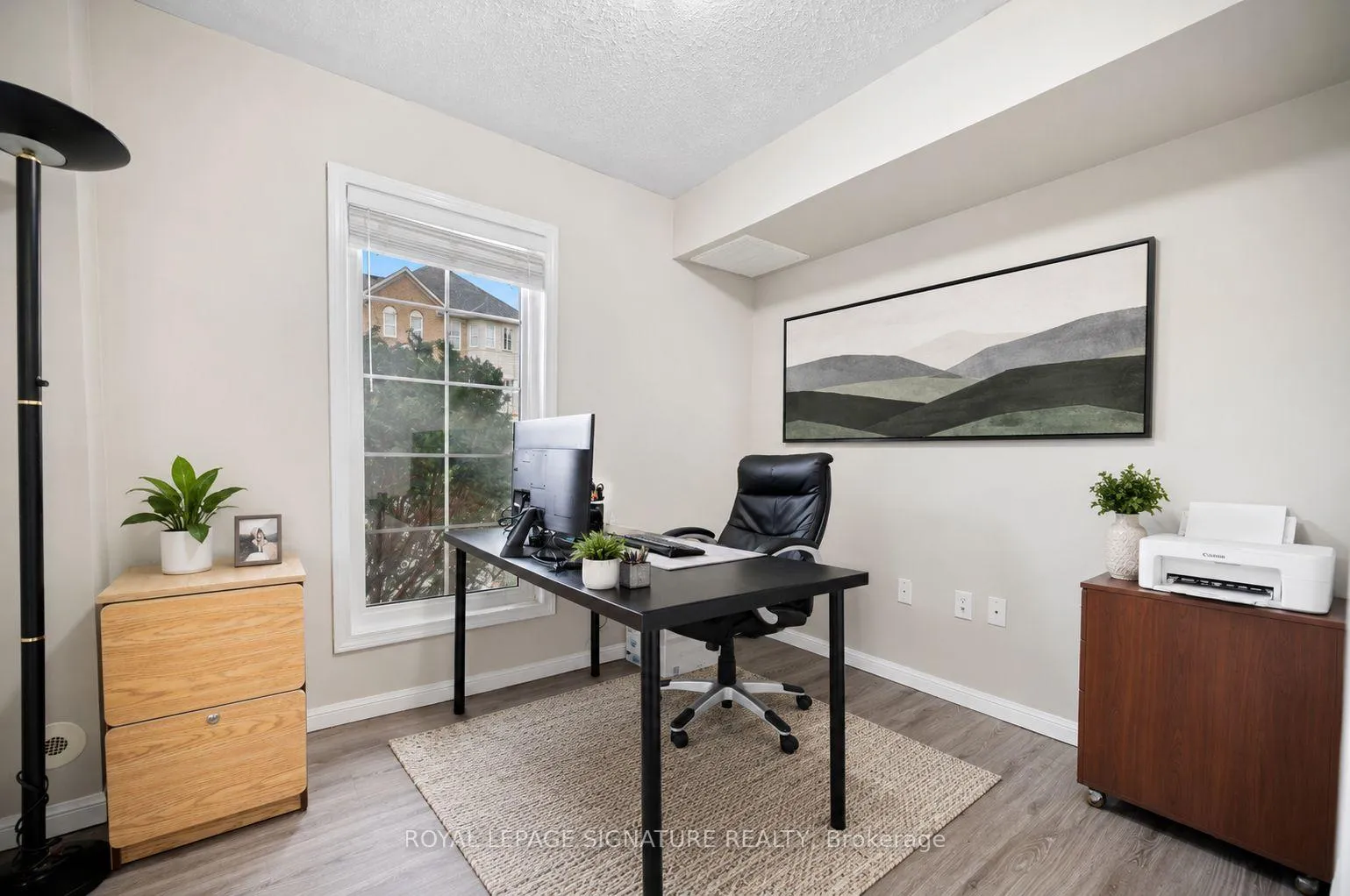 Photo 30 of 910 Deverell Place, Milton, Coates — HOMEH