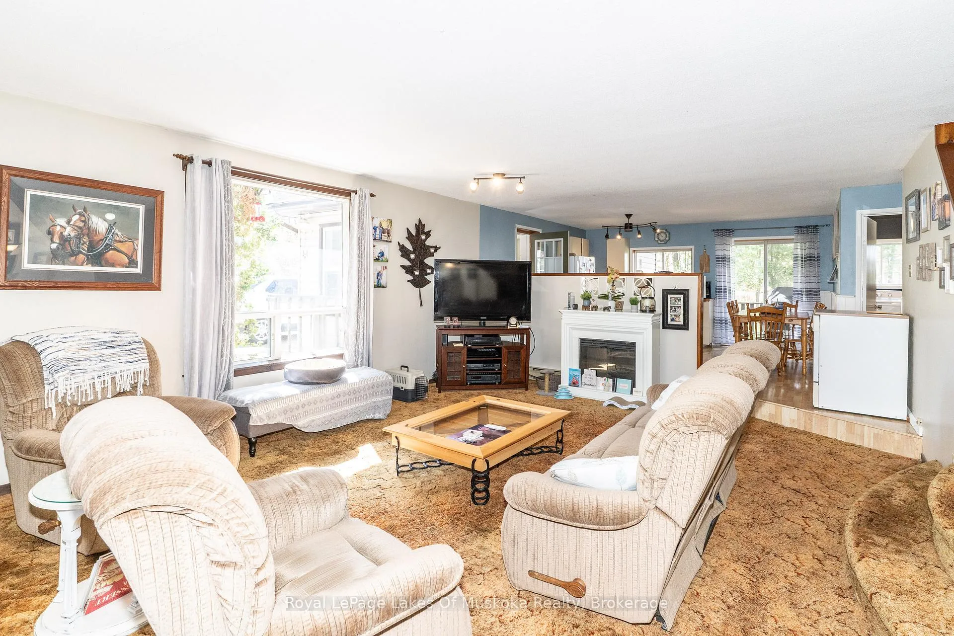 Photo 11 of 555 Wagner Street, Gravenhurst, Muskoka (S) — HOMEH