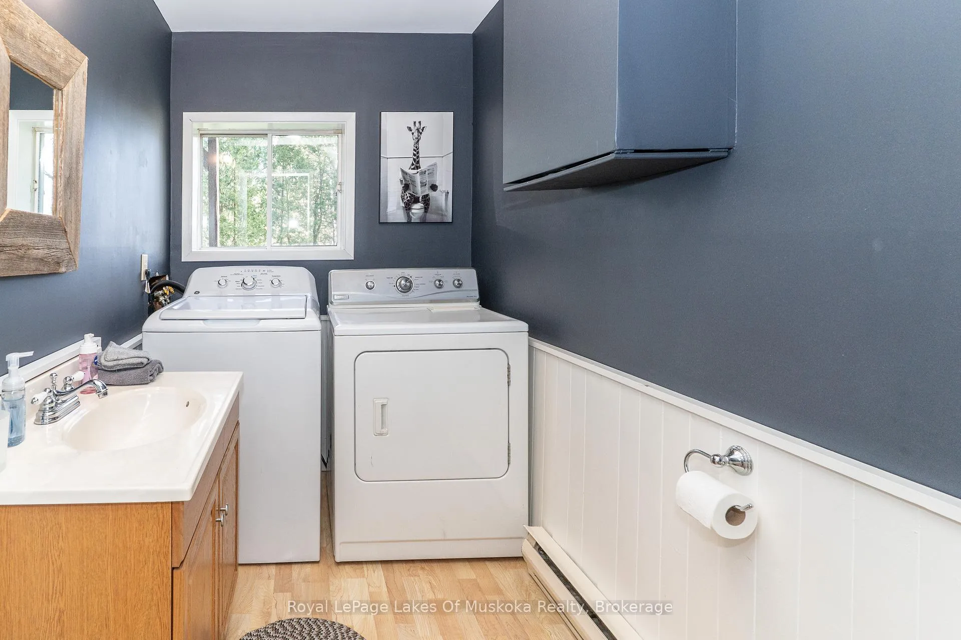 Photo 13 of 555 Wagner Street, Gravenhurst, Muskoka (S) — HOMEH