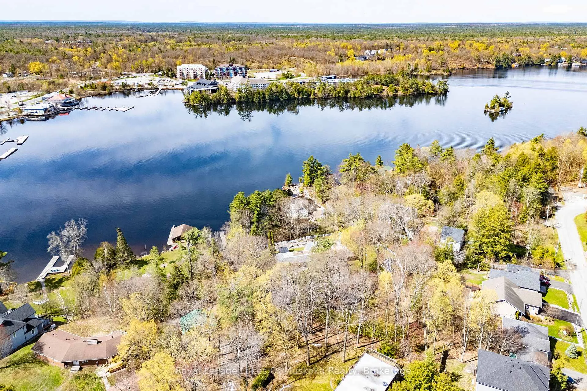 Photo 40 of 555 Wagner Street, Gravenhurst, Muskoka (S) — HOMEH