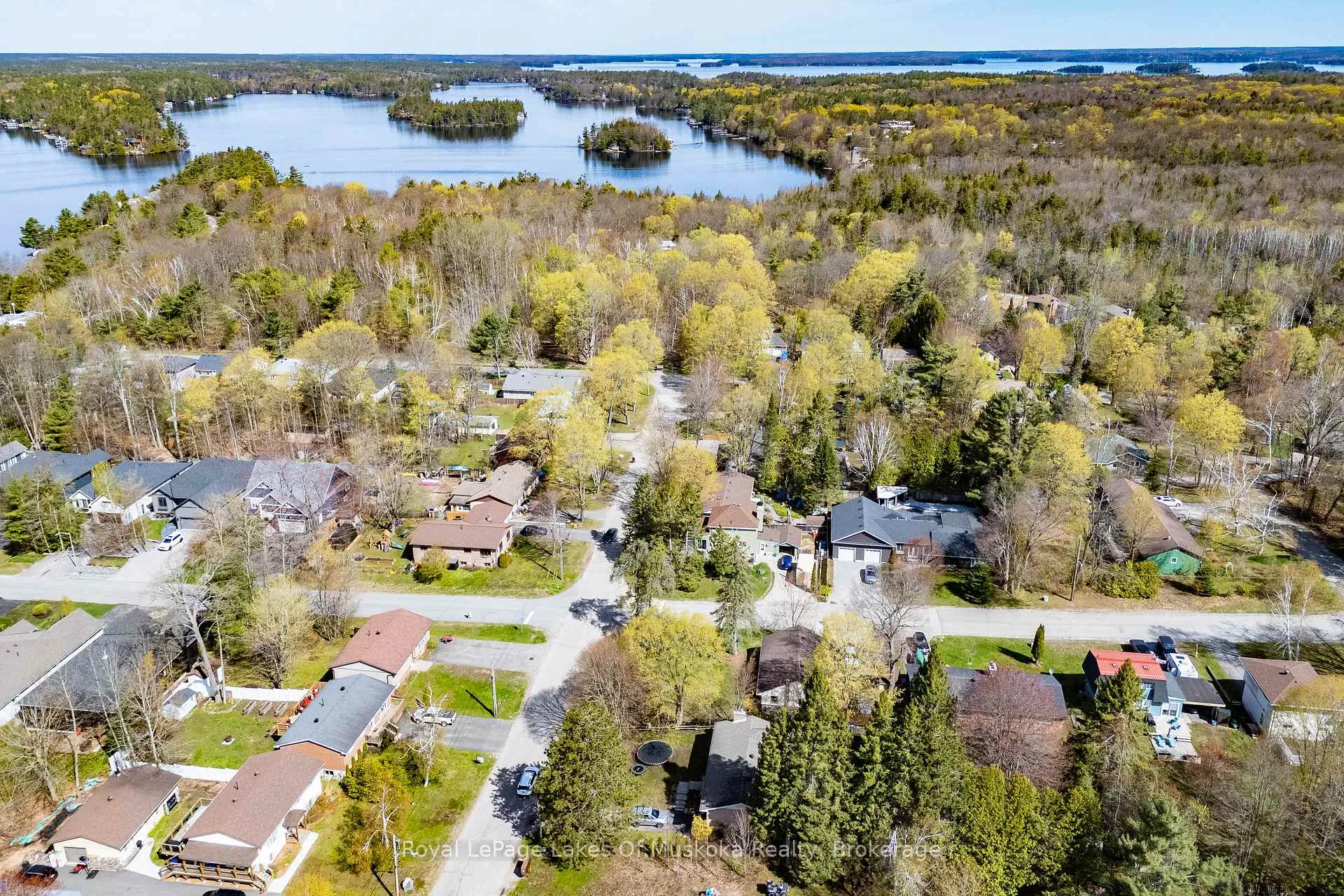 Photo 42 of 555 Wagner Street, Gravenhurst, Muskoka (S) — HOMEH