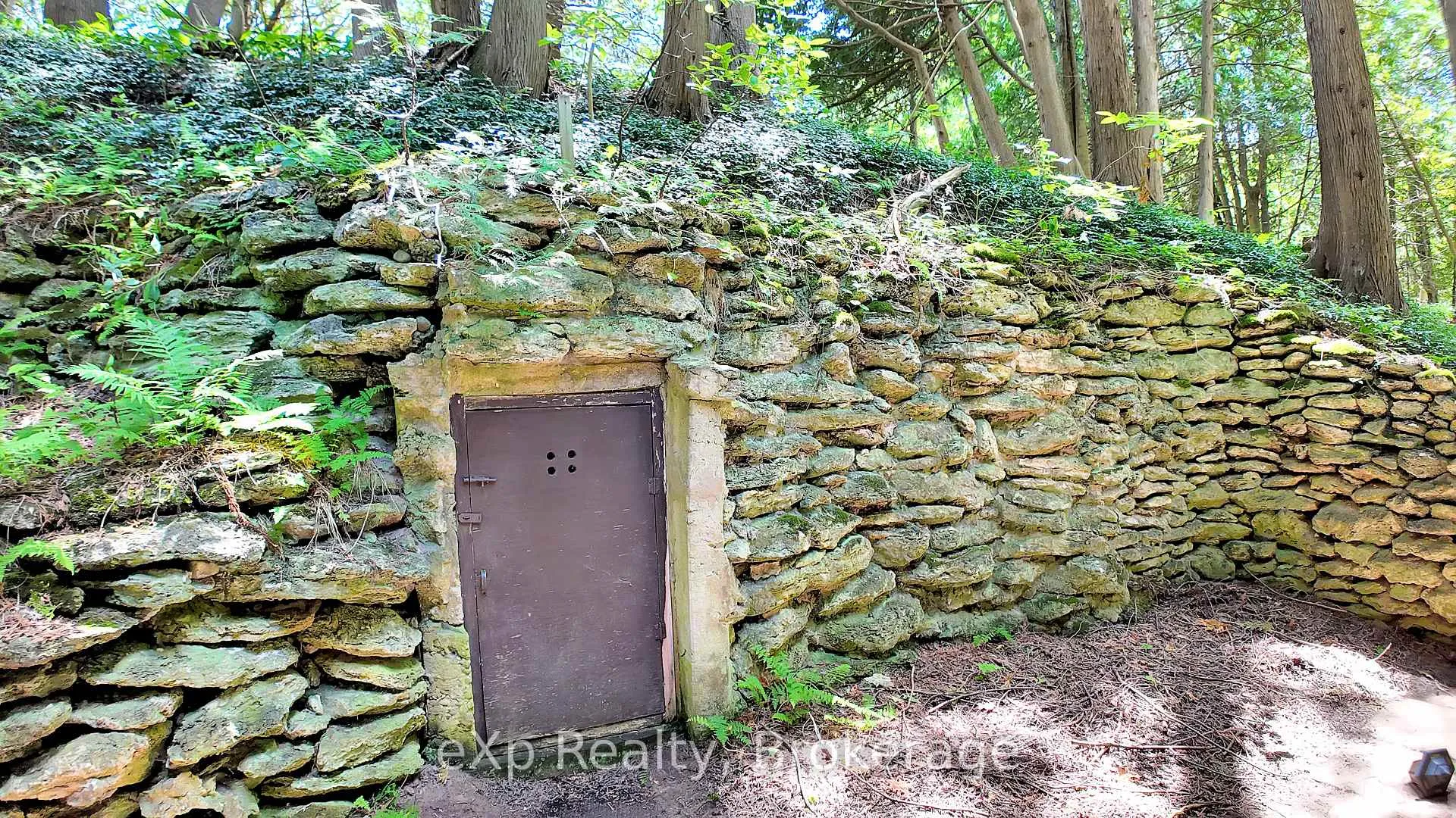 Photo 16 of 159 Maple Hill Road, Brockton — HOMEH