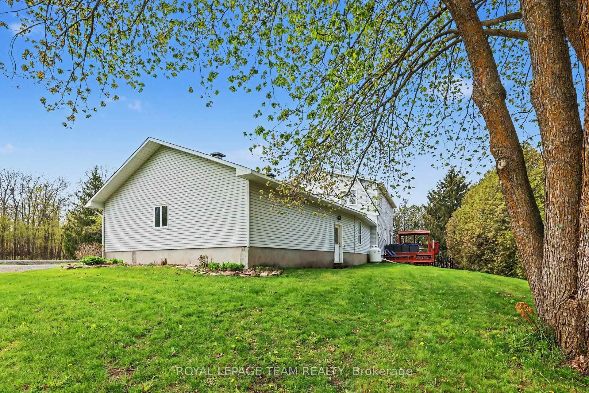 Photo 39 of 8471 Marionville Road, Ottawa, Osgoode Twp (East) (Incl Kenmore) — HOMEH