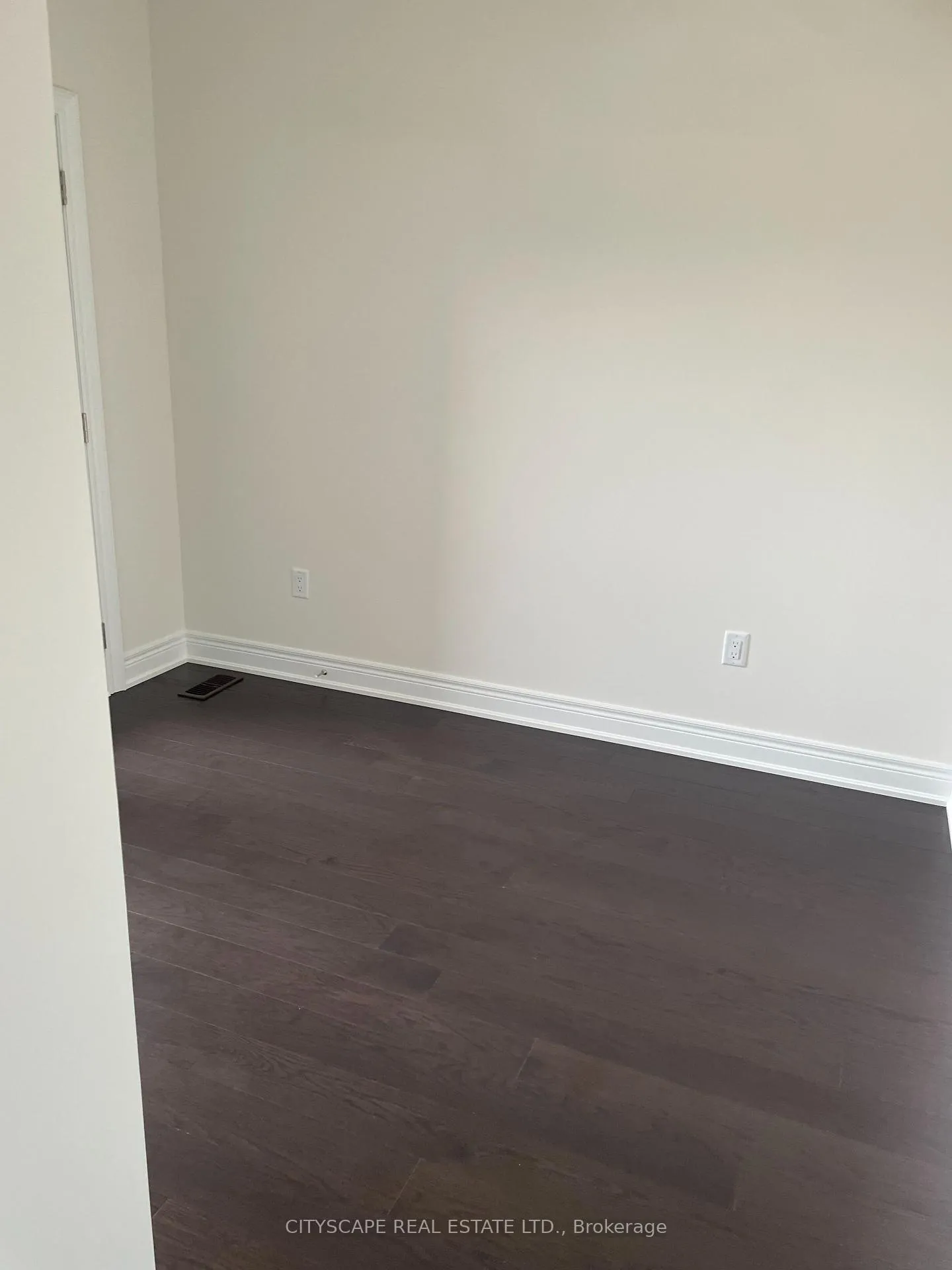 Photo 5 of 14 Falby Road, Brampton, Bram East — HOMEH