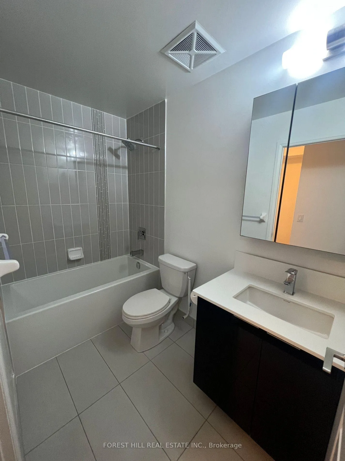 Photo 4 of Unit 512, 99 Eagle Rock Way, Vaughan, Rural Vaughan — HOMEH