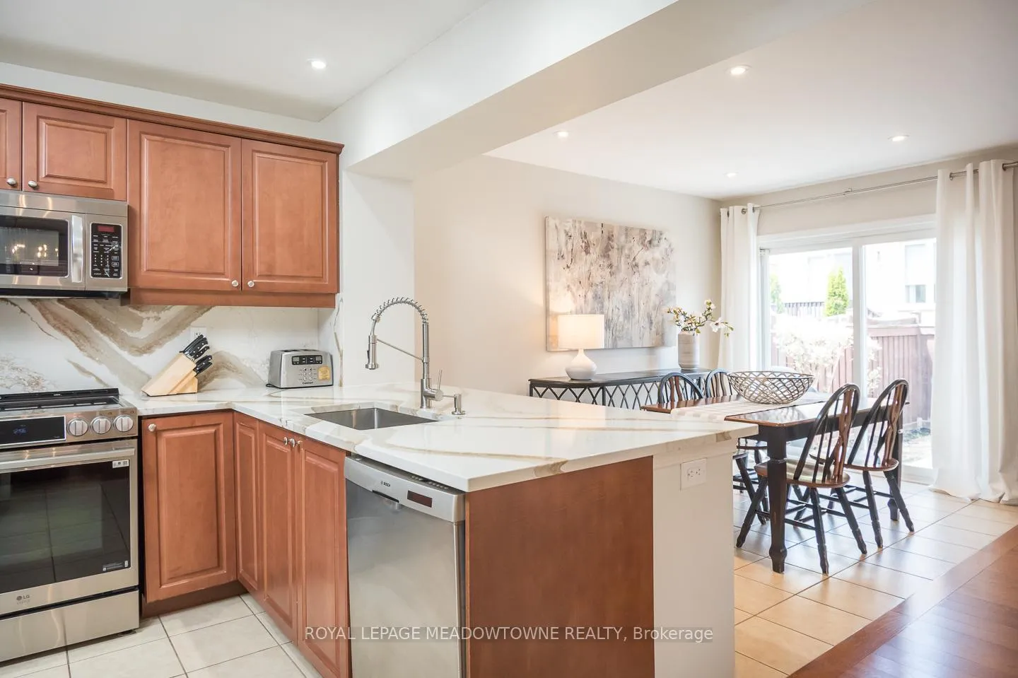 Photo 9 of 439 Pozbou Crescent, Milton, Willmott — HOMEH