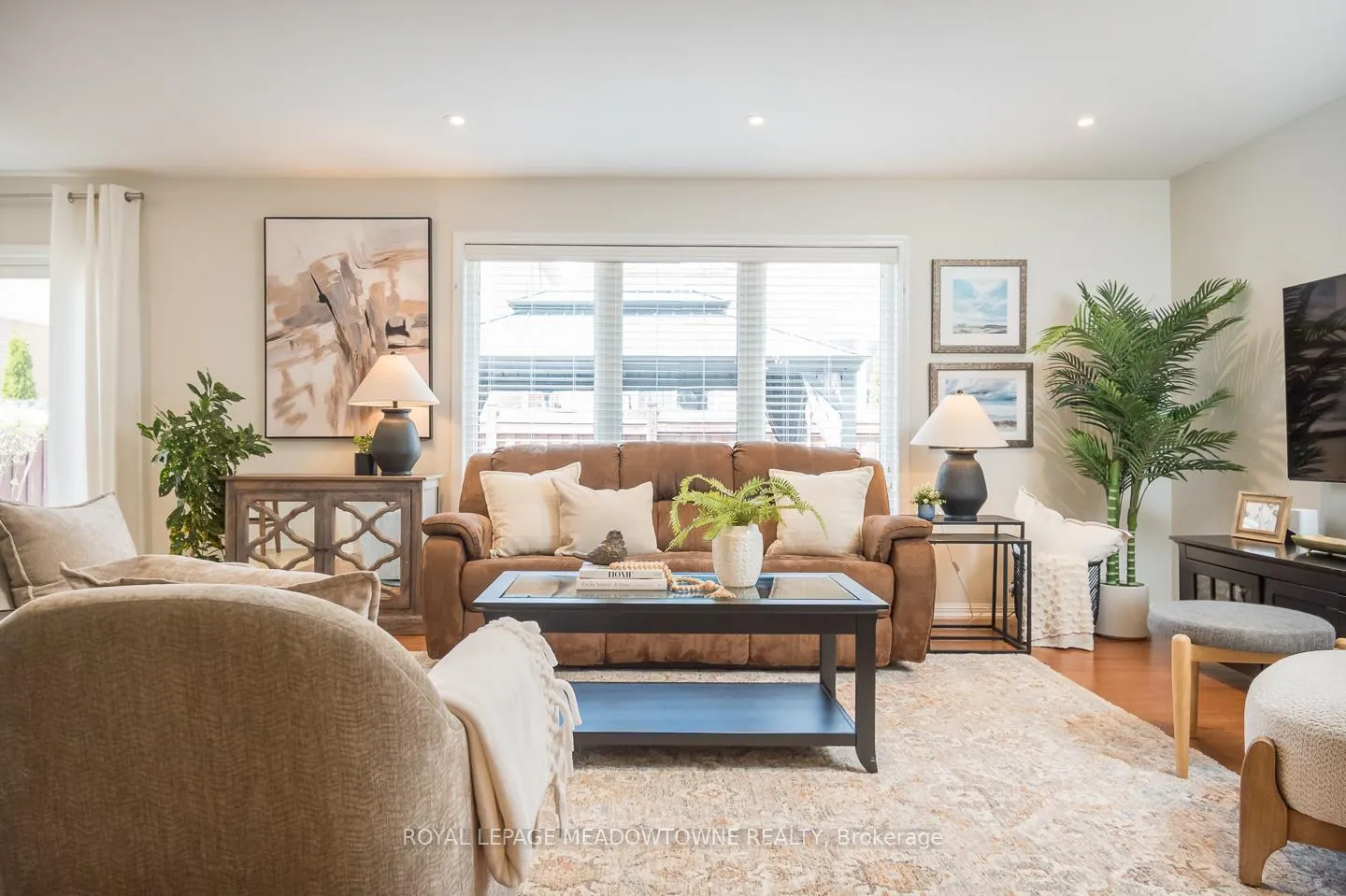 Photo 14 of 439 Pozbou Crescent, Milton, Willmott — HOMEH