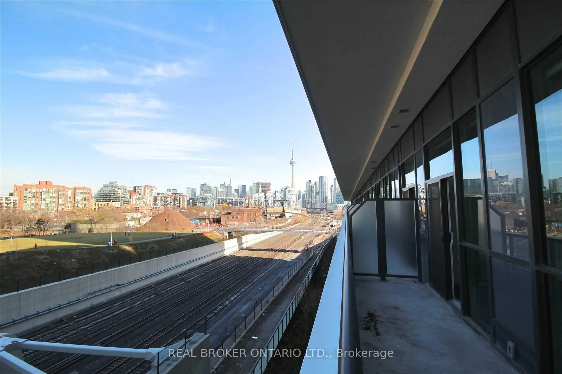Photo 8 of Unit 409, 50 Ordnance Street, Toronto, Niagara — HOMEH
