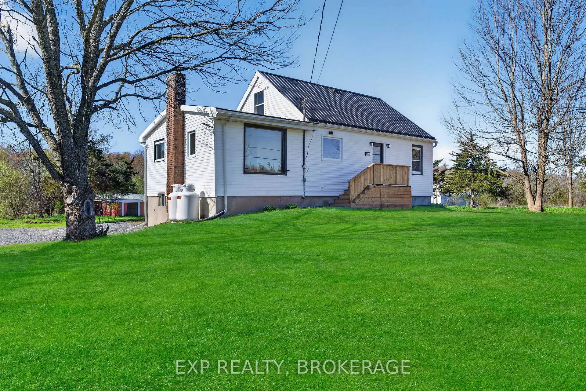 Photo 2 of 1528 Enright Road, Tyendinaga, Tyendinaga Township — HOMEH