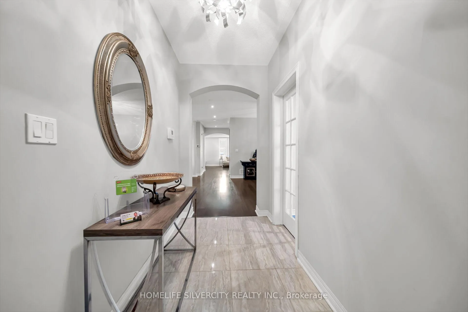 Photo 4 of 23 Ross Wright Avenue, Clarington, Bowmanville — HOMEH