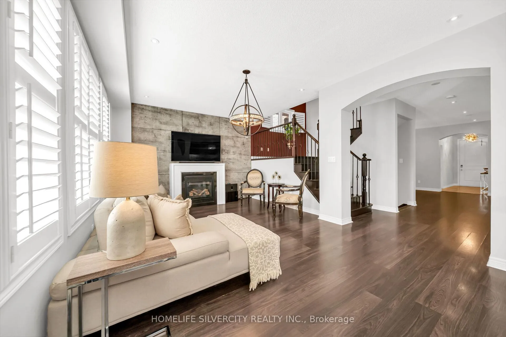 Photo 8 of 23 Ross Wright Avenue, Clarington, Bowmanville — HOMEH